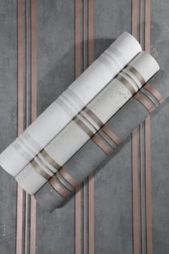 Tapete Vlies Gestreift Metallic Glitzer Greige 32636 -Home Wallpaper Store Tapete Vlies Gestreift Metallic Glitzer greige 32636 63206232 1